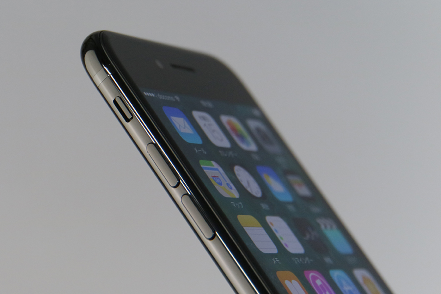 iPhone 7」レビュー、360度どこから見ても真っ黒な「ジェットブラック ...