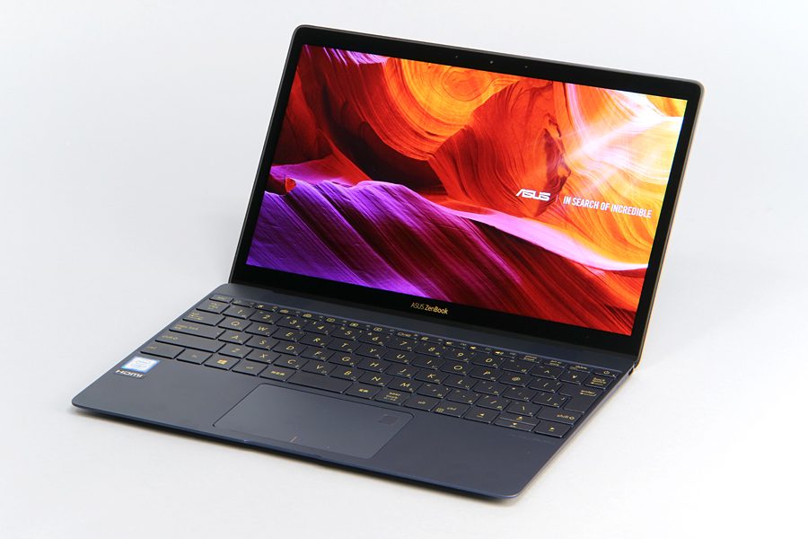 UX390UA-256G ZenBook 3　約910g