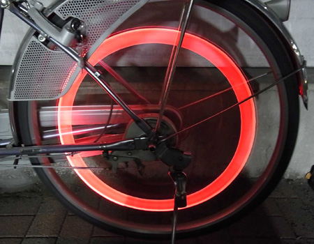 自転車のタイヤに光の輪 簡単 便利 安価な安全対策 価格 Comマガジン
