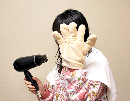 手袋型タオル でドライヤーの時間を大幅短縮 価格 Comマガジン