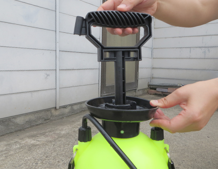 どこでもシャワー 電源 水道いらずで使える高圧洗浄機 価格 Comマガジン