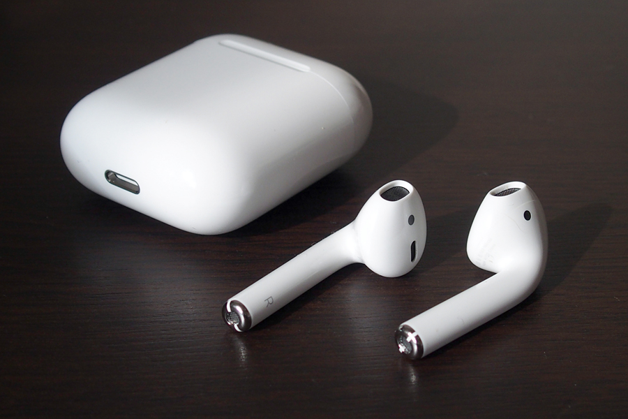 AirPods iPhone イヤホンヘッドフォン/イヤフォン - ヘッドフォン