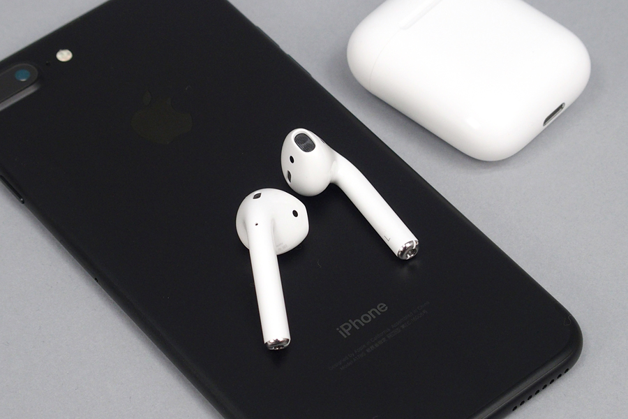 iPhone 7との相性抜群！ アップルの新型Bluetoothイヤホン「AirPods 