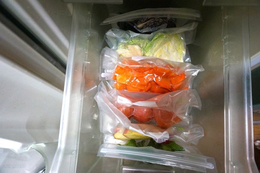 イデアの「ハンディフードシーラー」で真空パックしたら、冷蔵食材の保存クオリティが上がった - 価格.comマガジン