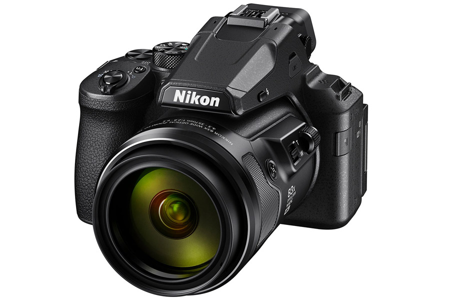 ほぼ新品☆Nikon COOLPIX B600 ブラック☆光学60倍ズーム