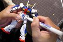 リアルさ激変! ガンプラが手軽にカッコよくなる「マーカー塗料」