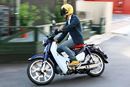 所有欲を刺激! ツーリングに出かけたくなるほどの走りが味わえるホンダ「スーパーカブ C125」