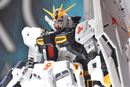 「逆襲のシャア」の「RG 1/144 νガンダム」全方位チェック! カッコよすぎるRG初モデル