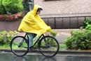 濡れない? 雨の日にポンチョを着てロードバイクに乗ってみた!
