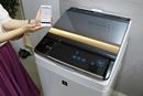 冷蔵庫とつながる洗濯機!? シャープの縦型洗濯乾燥機「PWシリーズ」を見てきた!