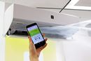 “冷房運転したまま寝ると寒い”を解決! 気象予報×AI機能で先回りするシャープの新エアコン