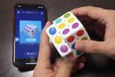 スマホ連携できるルービックキューブ!? 人生で初めて6面そろえられた!