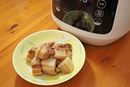 はやりの電気圧力鍋で家飲みのツマミ作り! 角煮も簡単&プルプルです
