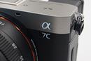 ソニーが小型フルサイズミラーレス「α7C」発表。「α7 III」の性能を小型・軽量ボディに凝縮