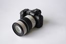 標準ズーム並みのサイズ感で話題! キヤノンの望遠ズーム「RF70-200mm F4 L IS USM」レビュー