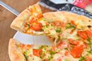 今「チルドピザ」がウマい! スーパーの定番5種を食のプロが食べ比べてみた