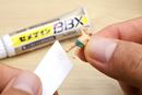 スープジャーに保管? 自宅に常備すべき「最強接着剤」専門家3選