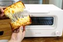 やっぱこのチーズトースト絶品！「BALMUDA The Toaster」がずっと人気の理由を実感【動画】