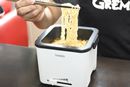 究極のズボラ家電! 袋麺を作ってそのまま食べられる「俺のラーメン鍋」を使ってみた