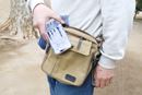 「NFCタグシール」で散歩用バッグを改造したらQOL爆上がり！ スマホをかざすだけでアプリ実行