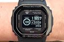 G-SHOCK̊p^fUC×SvI ςuG-SQUAD DW-H5600v