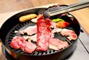 おうち焼肉の最適解! イワタニの新作「やきまるスリム」で煙も油も気にならない