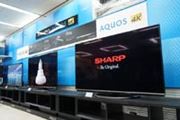 XC[xΉ̃V[ṽnCNX4KteruAQUOS US45Cv̐i_|[g