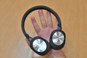 gULTRASONẼCXwbhzuGo Bluetoothv