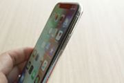 uiPhone XṽTCh{^łł邱