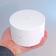 高速なWi-Fi環境を簡単に構築できるGoogle謹製の小型Wi-Fiルーター「Google Wifi」がついに発売