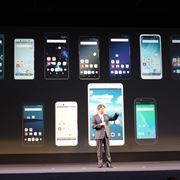 docomo withΏ2@⒴\@܂11ioI NTThR2018NăX}z