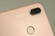 5.8C`ctɃfAJAt@[EFCuHUAWEI P20 litevr[