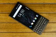 uBlackBerry KEY2vOꃌr[BL[{[hK߂I