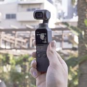 超絶コンパクトな4K対応ジンバル一体型カメラ「Osmo Pocket」がデビュー