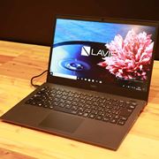 NEC̐V^m[gPCuLAVIE Pro Mobilev͐EŌyʂɂ炸A~@\lߍ1