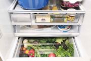 これは斬新！ 「冷蔵室から野菜室が見える」アクアの冷蔵庫「デリエ」シリーズ