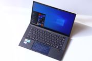 14^Ŗ870gI ASUSyʃoCm[guExpertBook B9vo