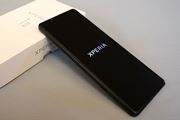 ɏXperiaBSIMt[ŁuXperia 1 II XQ-AT42vr[