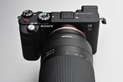 EŏEŌyʂ̖]Y[I ^u70-300mm F/4.5-6.3 Di III RXDvr[