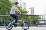 ~jx^Cv̍ŋe-BikeI^[uVektron S10v̊xɐlC̗R