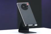 \tgoNACJ̃X}zuLEITZ PHONE 1voBi187,920~I
