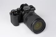 450mm܂ŐLт鍂{Y[A^u18-300mm F/3.5-6.3 Di III-A VC VXDvr[