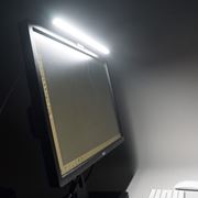 リモートワークで使いたい、PC専用照明「モニターライト」購入ガイド