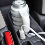 車内でお湯が沸かせる「車用電気ケトル」！ ロングドライブや車中泊に助かる♪