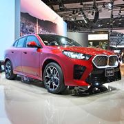 BMWSUVN[yuX2v2ڂoIEVuX1vŁghɏ