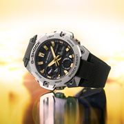 肢t^UPG-SHOCK!? lC̊xV[Y𒅂ĉ^