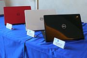 f̓m[gPCuInspiron 5000vVIJ[ăRXpQ