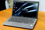 SIMt[̃oCm[guVAIO S 11voI 2NԖ2~̃IWiSIMJ[h
