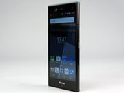 Xȃ^tlX{fBɍ@\lߍށuarrows NX F-02Hv