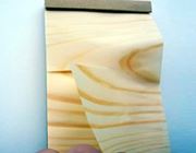 職人技光りまくり！ 極薄に削られた天然木材のメモ帳